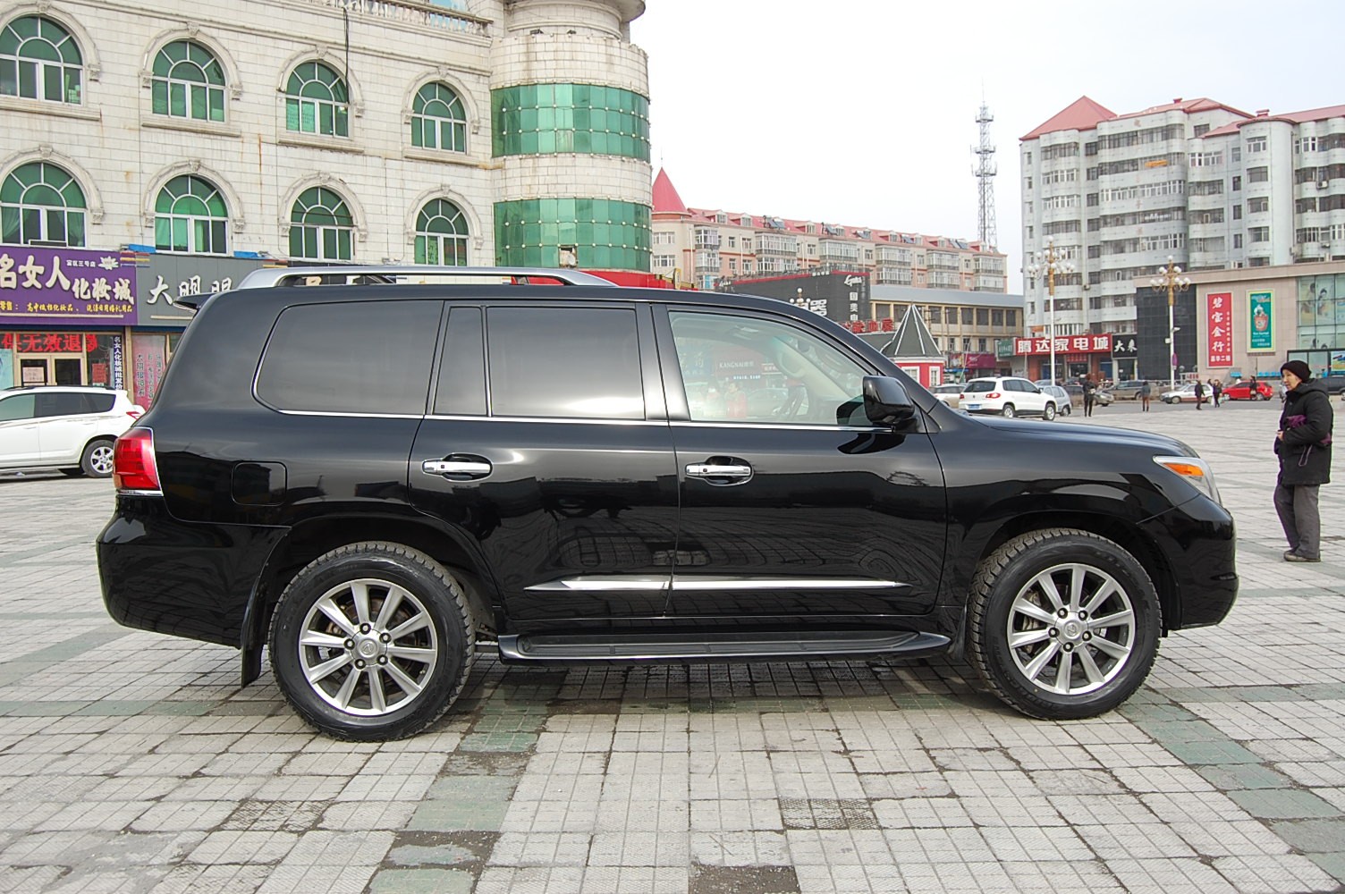 2011款美版雷克薩斯LX570